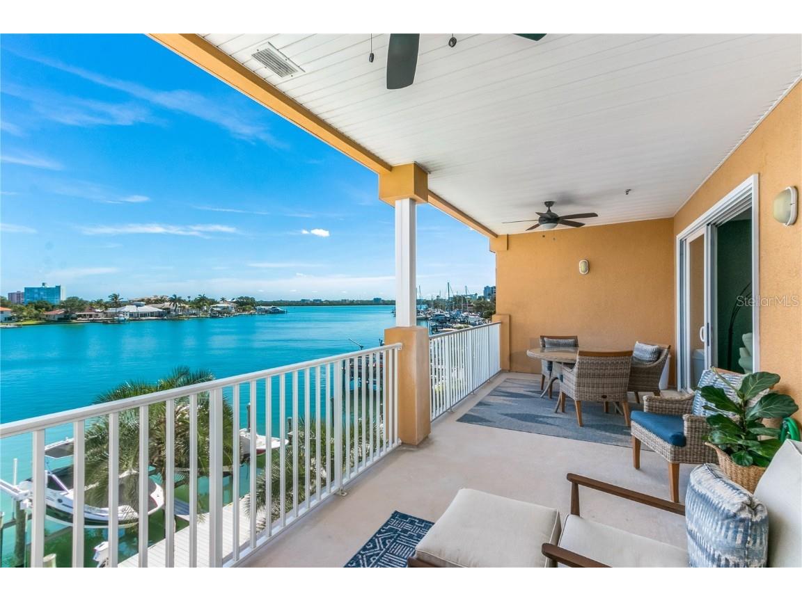 692 Bayway Boulevard #303 Clearwater FL 33767 - INTACOASTAL WATERWAY U8159294 image1