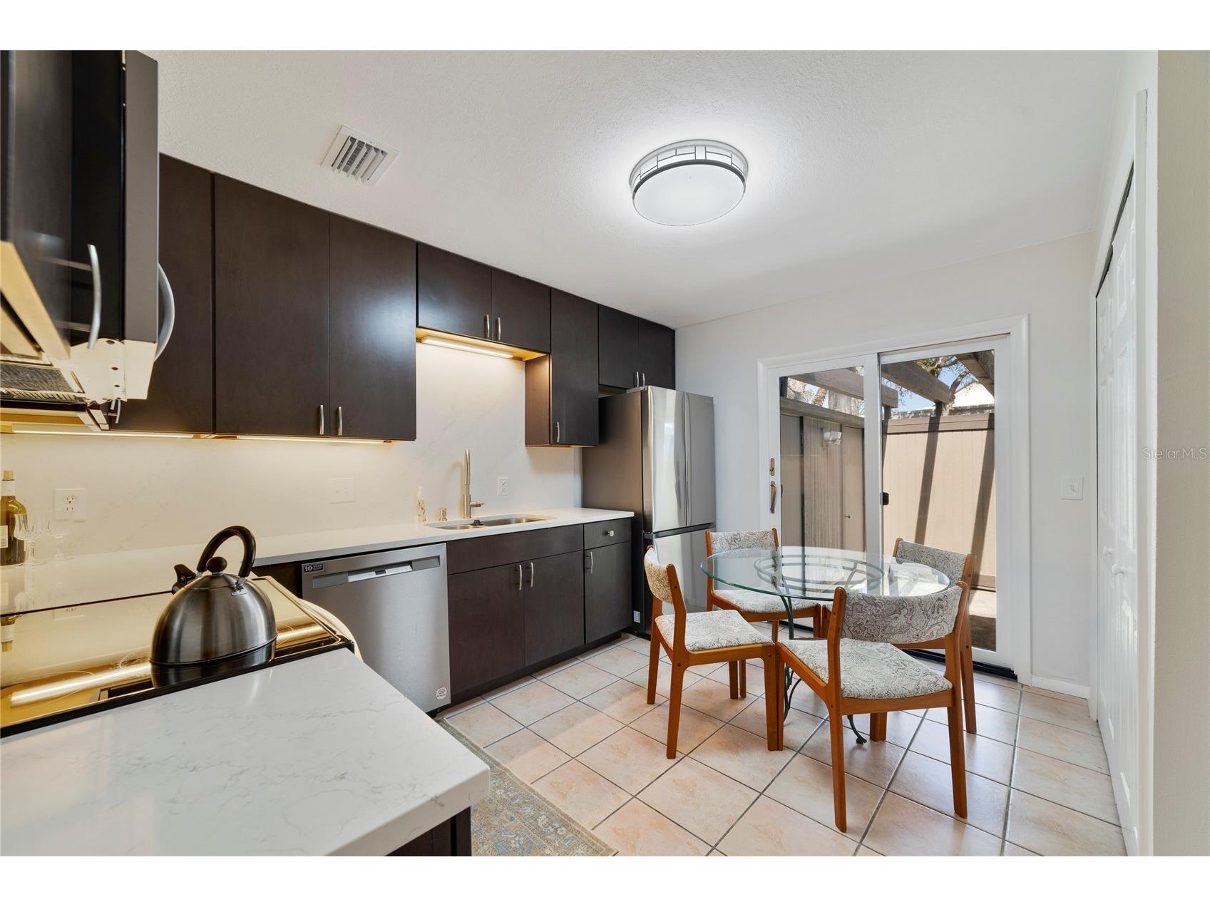 692 Lake Villas Drive Altamonte Springs FL 32701 O6387222 image2