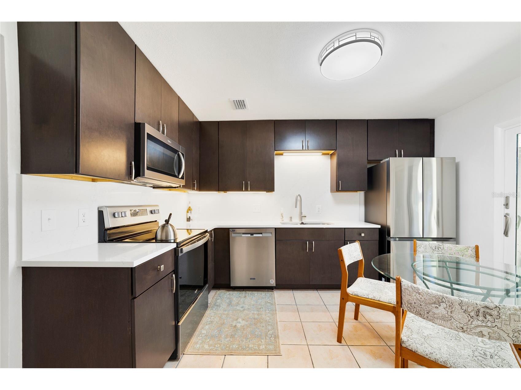 692 Lake Villas Drive Altamonte Springs FL 32701 O6387222 image3