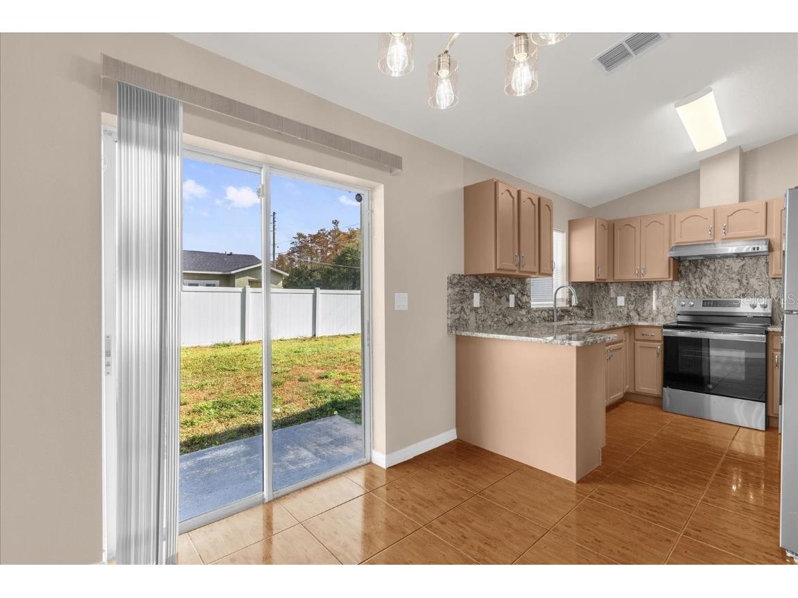 692 Reindeer Drive Kissimmee FL 34759 S5139370 image5