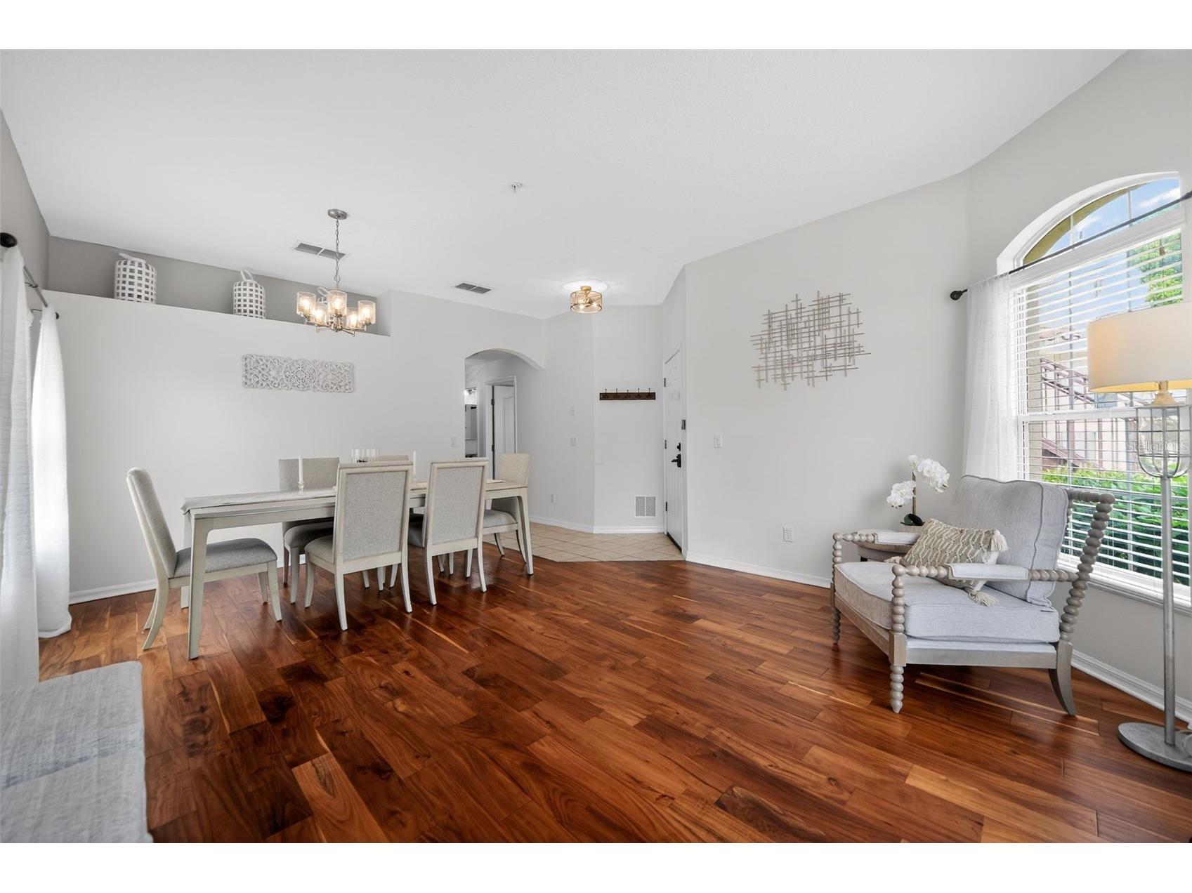 692 Seabrook Court #101 Altamonte Springs FL 32714 O6401843 image4