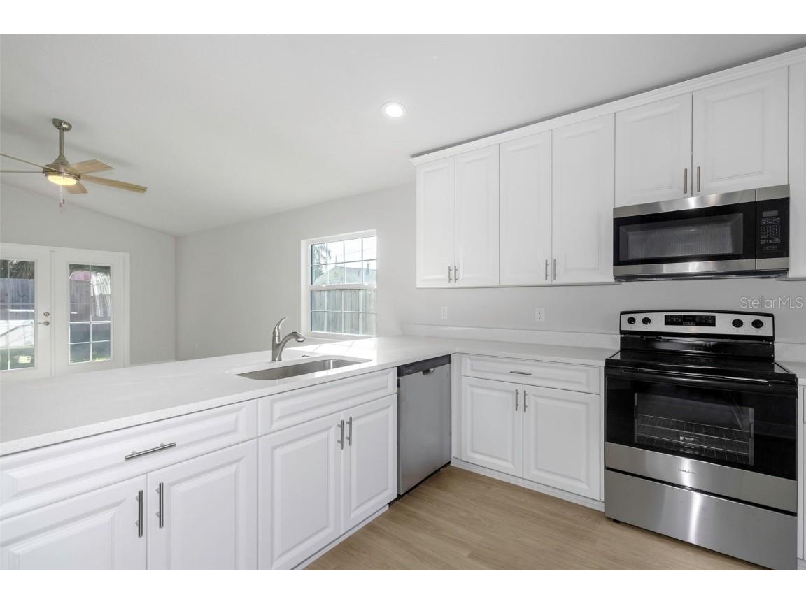 6920 Washington Street New Port Richey FL 34652 W7880462 image11