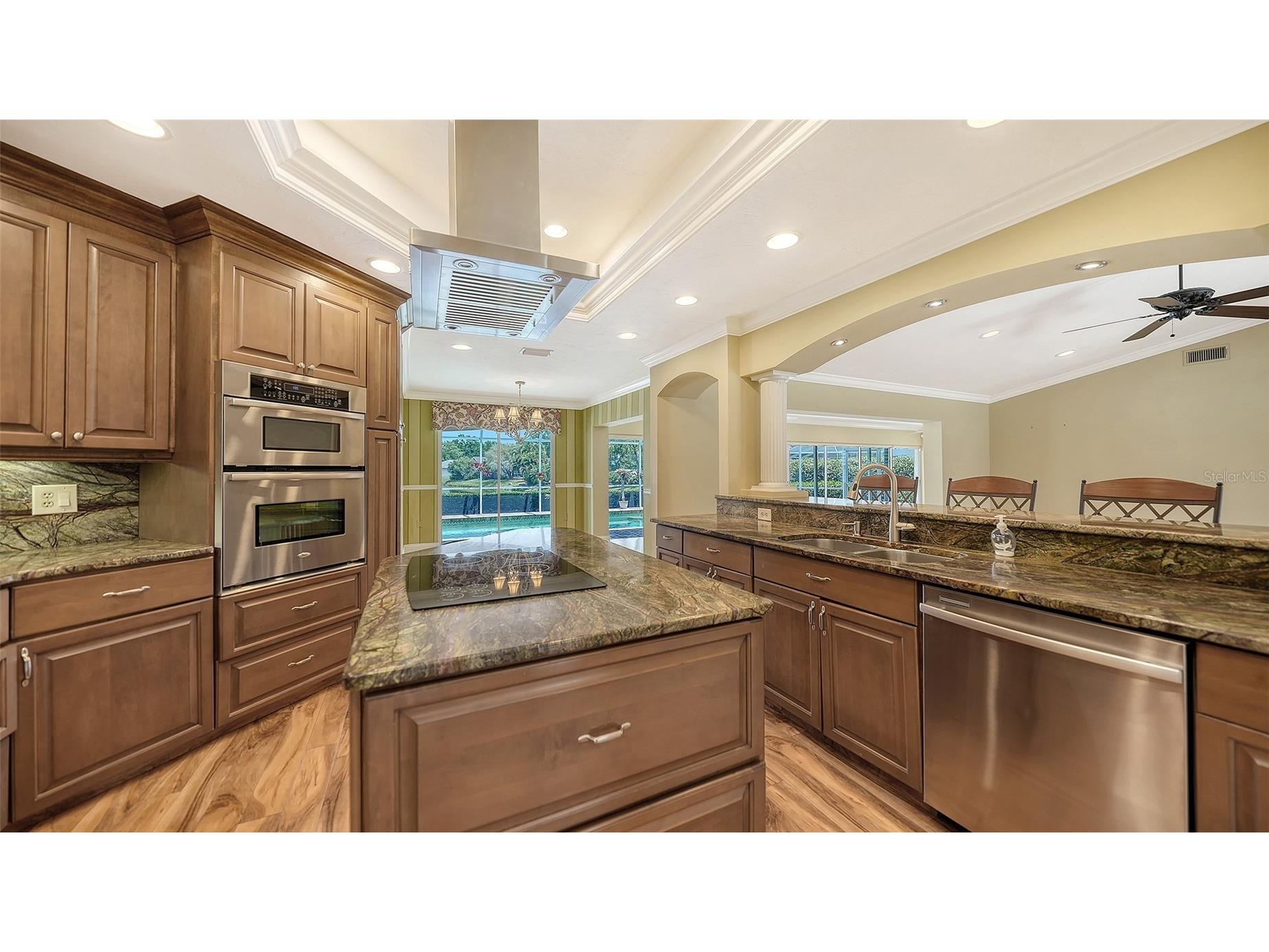 6921 Country Lakes Circle Sarasota FL 34243 A4691800 image20