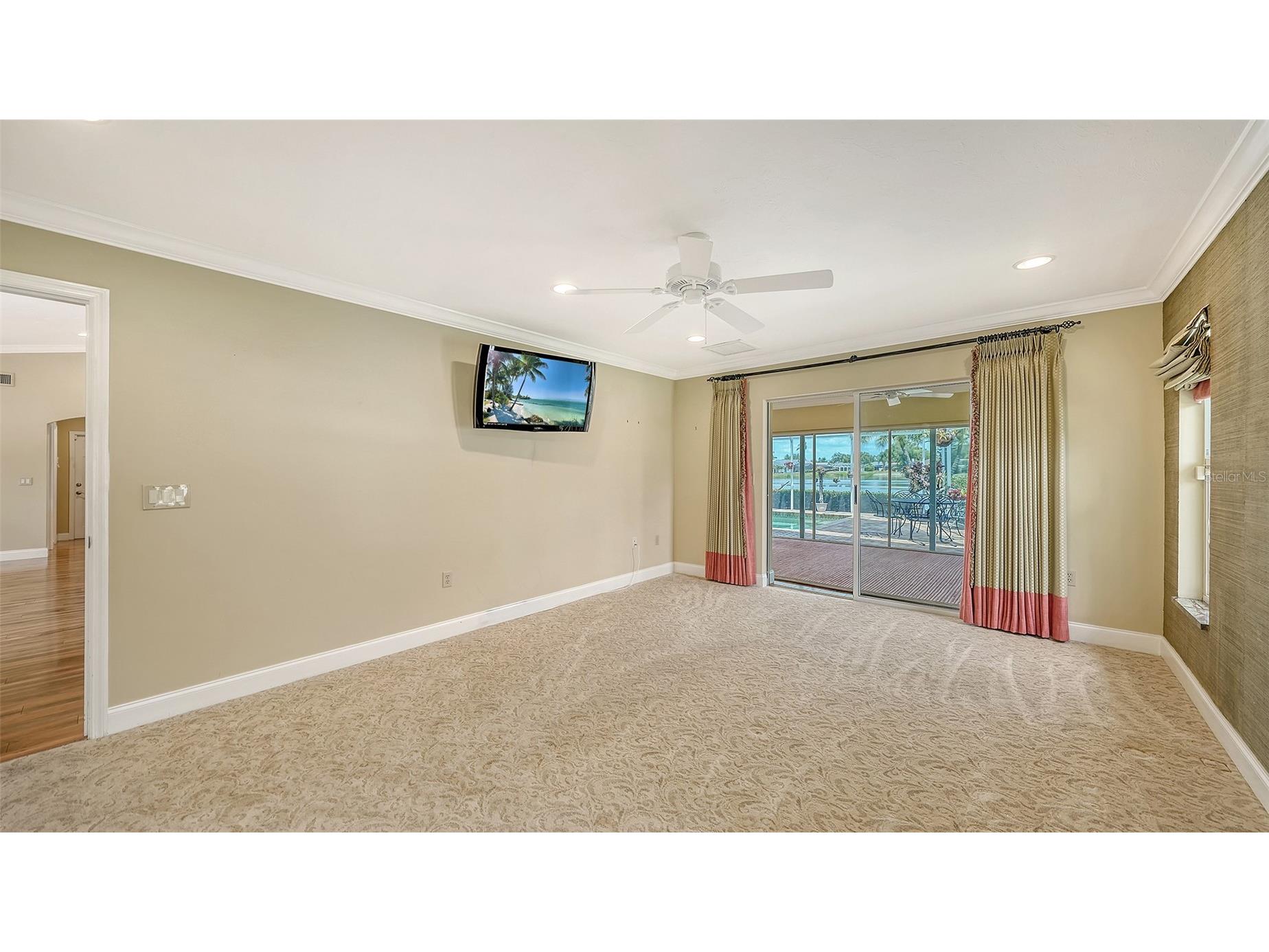 6921 Country Lakes Circle Sarasota FL 34243 A4691800 image33