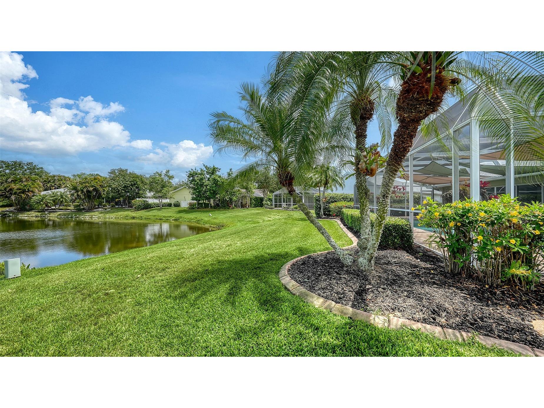 6921 Country Lakes Circle Sarasota FL 34243 A4691800 image56