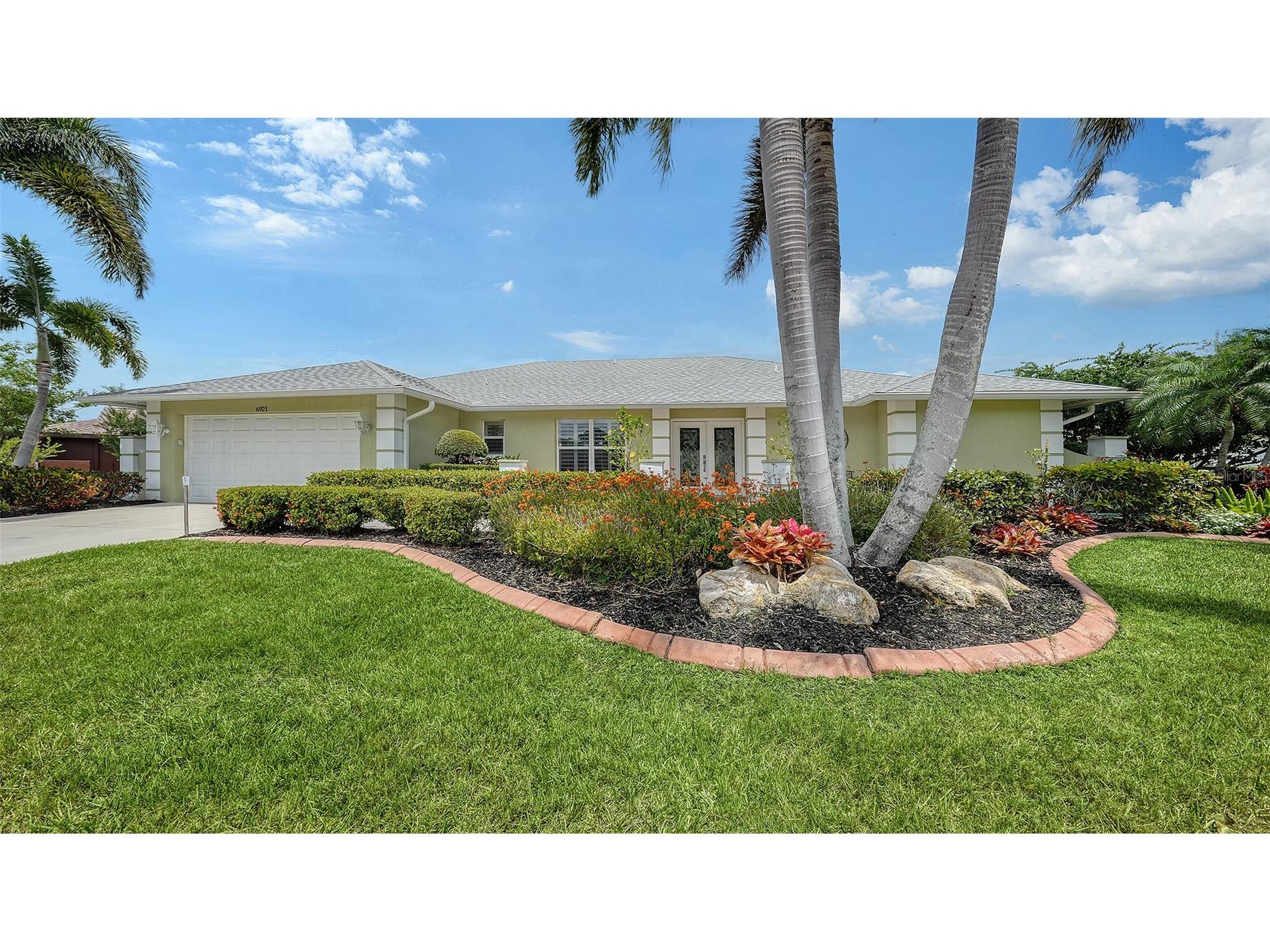 6921 Country Lakes Circle Sarasota FL 34243 A4691800 image7