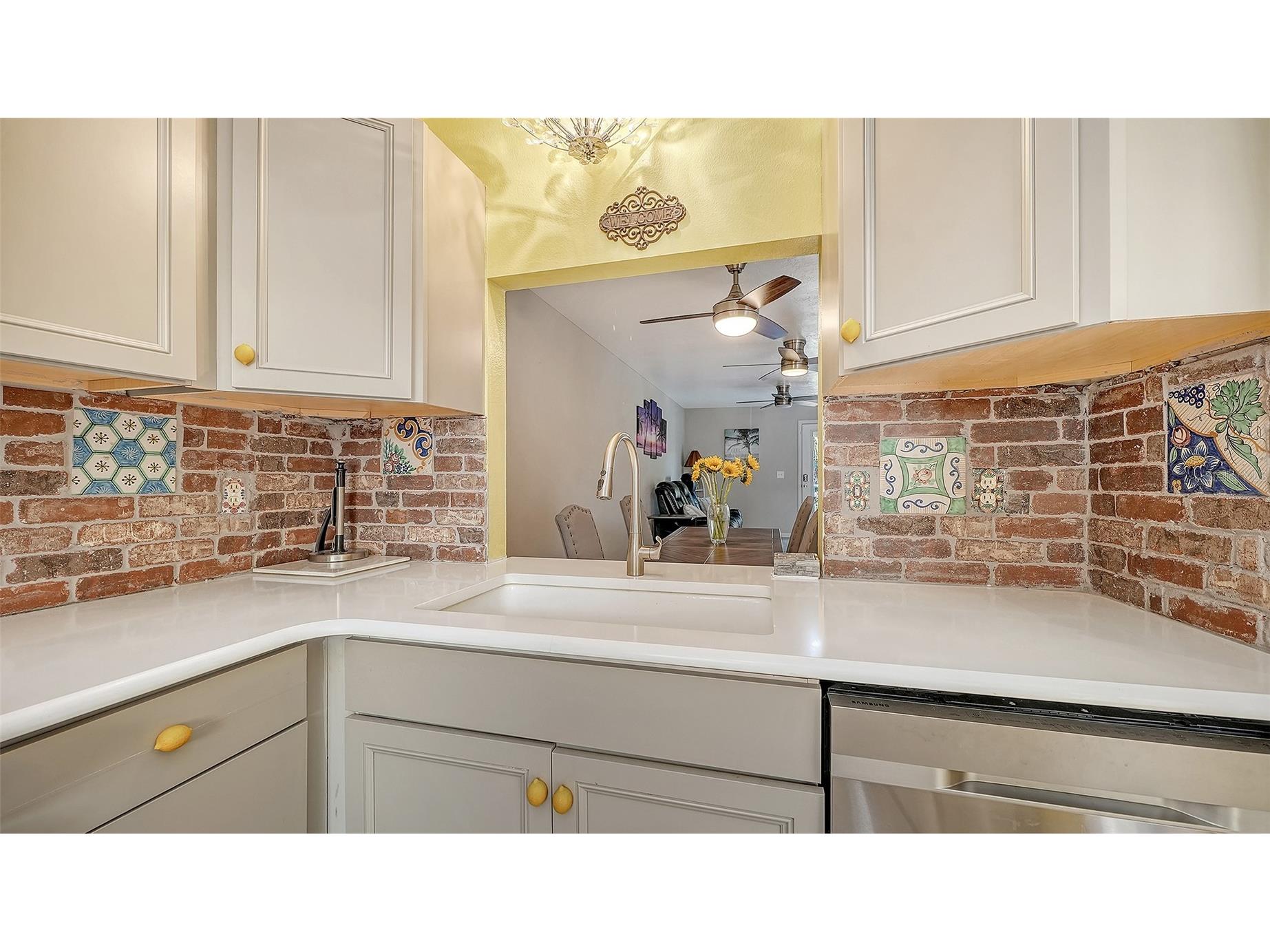6921 Holmes Boulevard Holmes Beach FL 34217 A4691677 image14