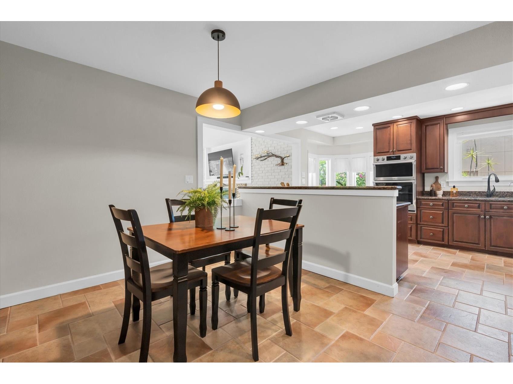 6921 Mango Avenue S Saint Petersburg FL 33707 TB8512434 image13