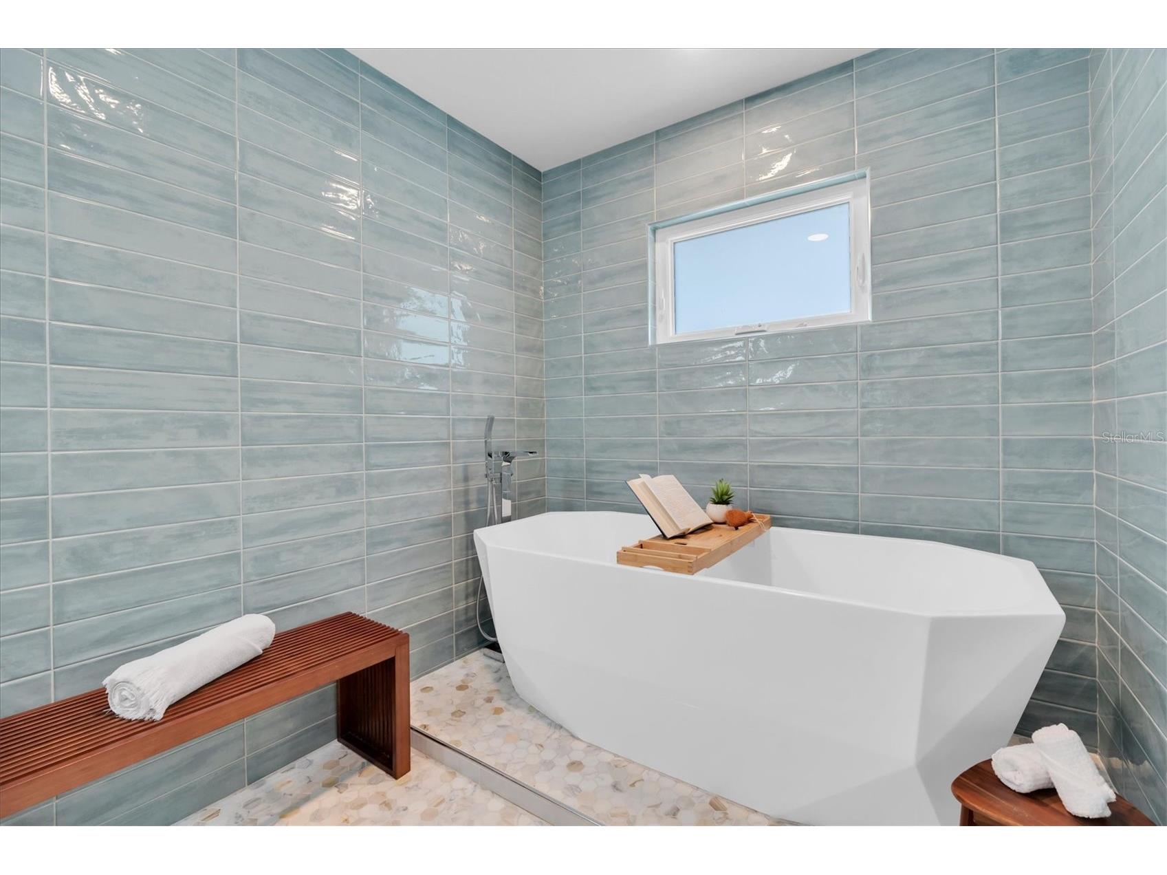 6921 Mango Avenue S Saint Petersburg FL 33707 TB8512434 image35