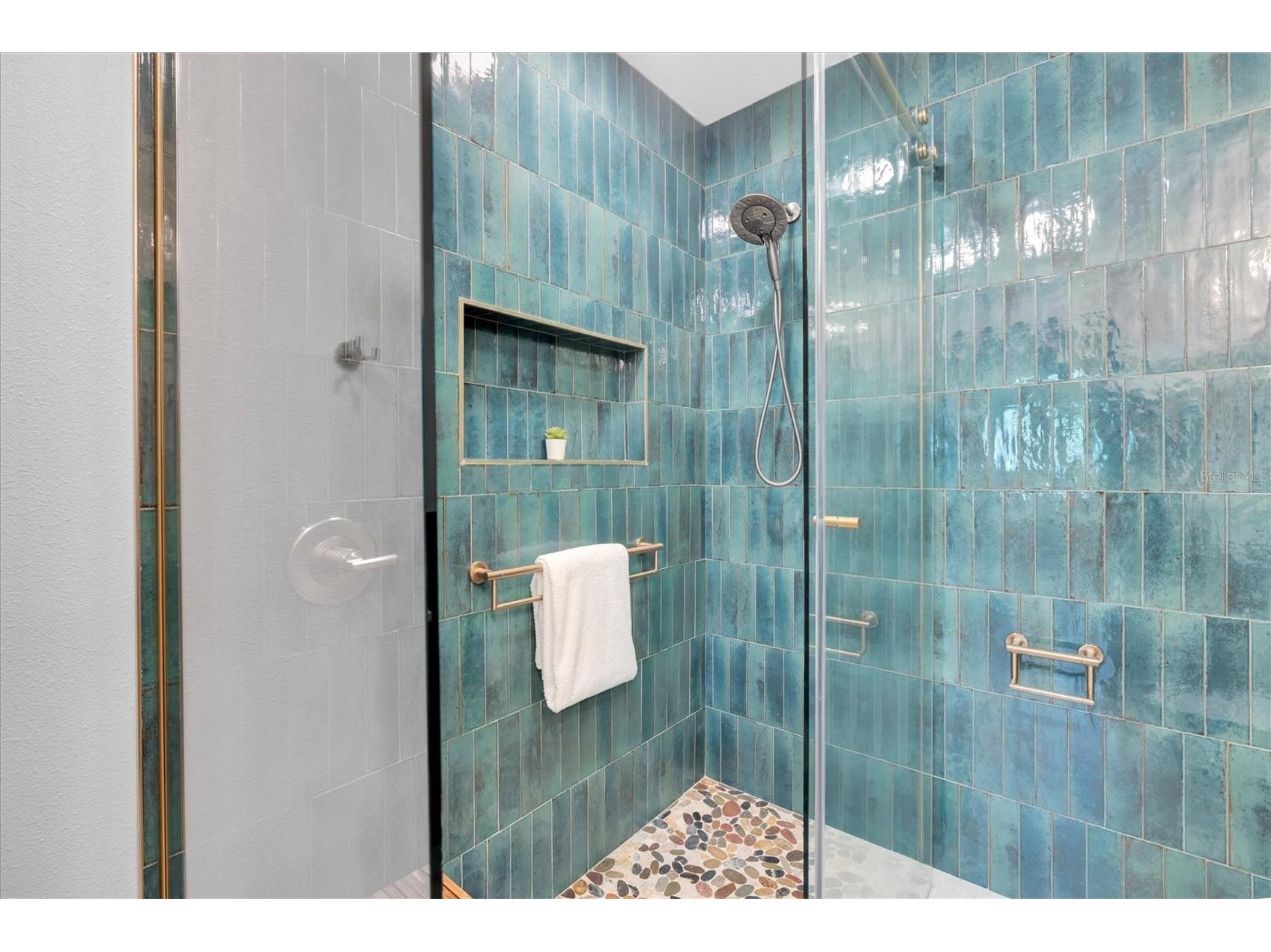 6921 Mango Avenue S Saint Petersburg FL 33707 TB8512434 image37