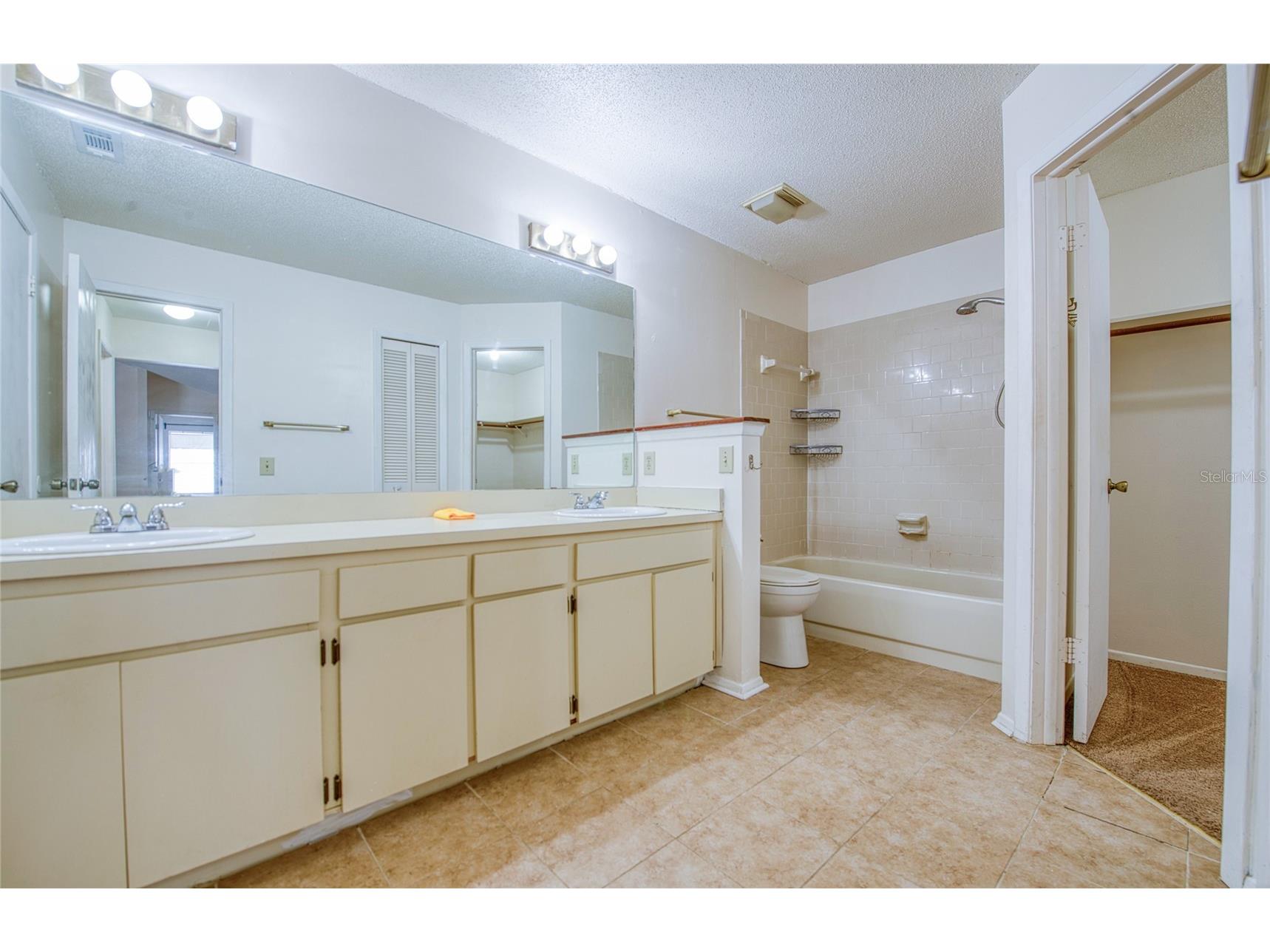 6922 Silvermill Drive Tampa FL 33635 TB8501780 image35