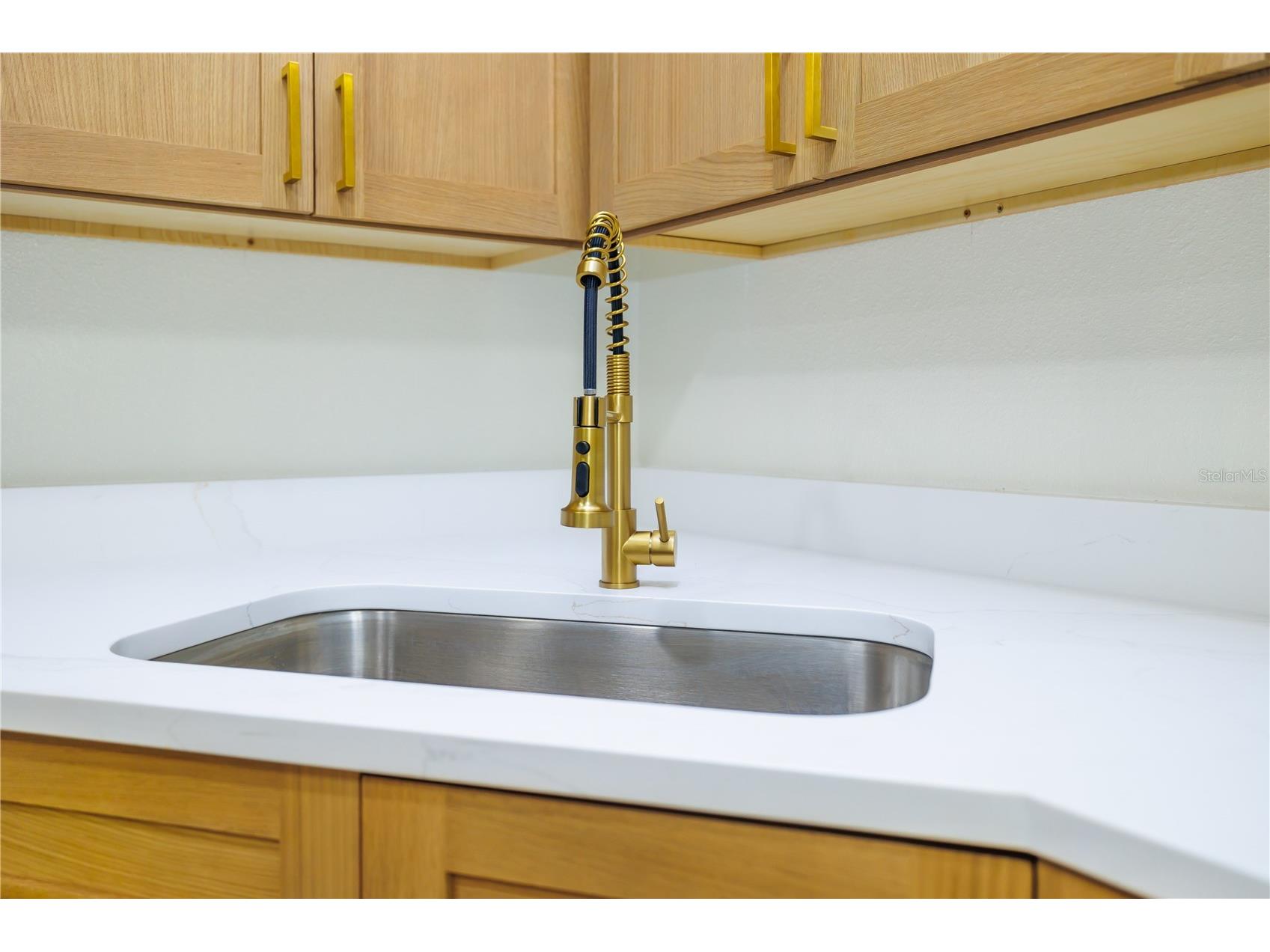 6922 Woodlake Drive #103 Orlando FL 32810 O6383535 image10