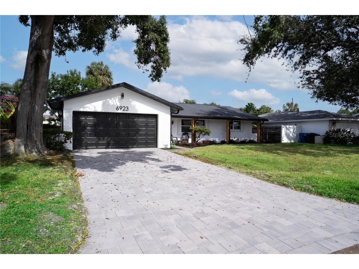 6923 16th Avenue N Saint Petersburg FL 33710 TB8446568 image1