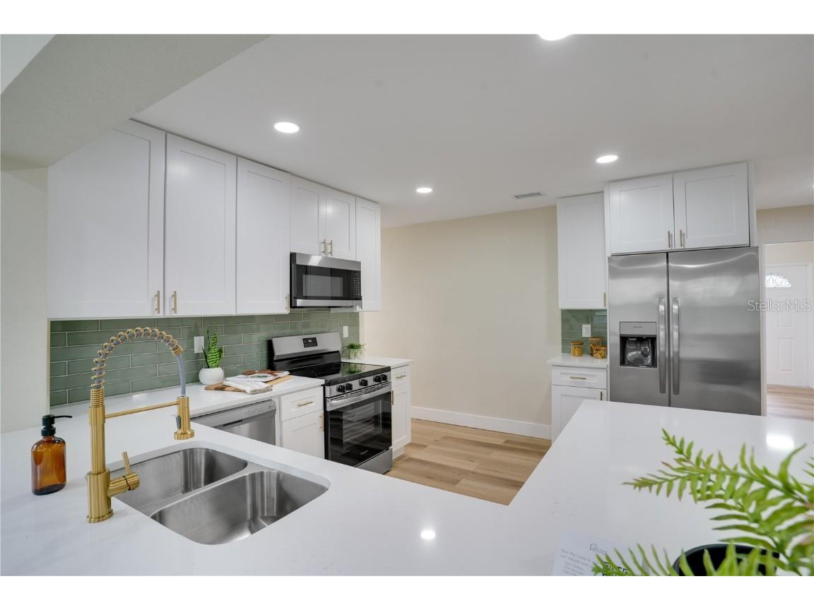 6923 16th Avenue N Saint Petersburg FL 33710 TB8446568 image14