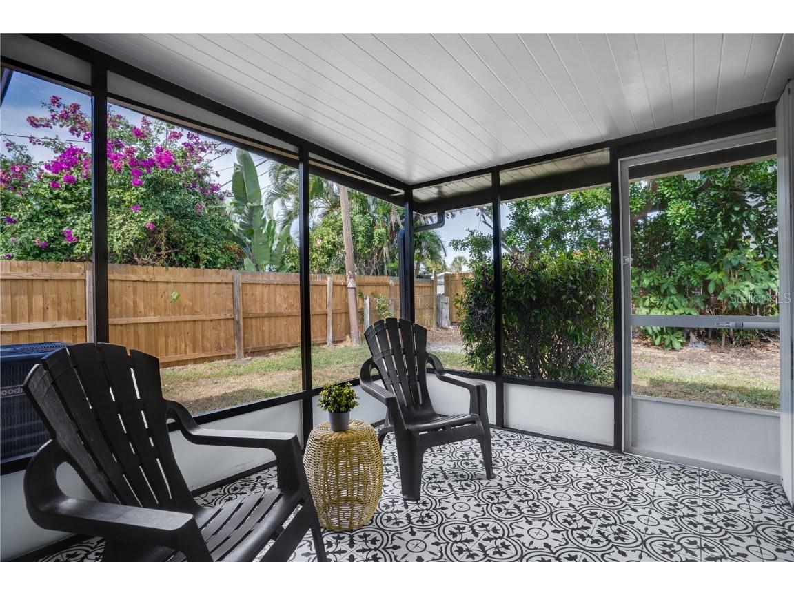 6923 16th Avenue N Saint Petersburg FL 33710 TB8446568 image30