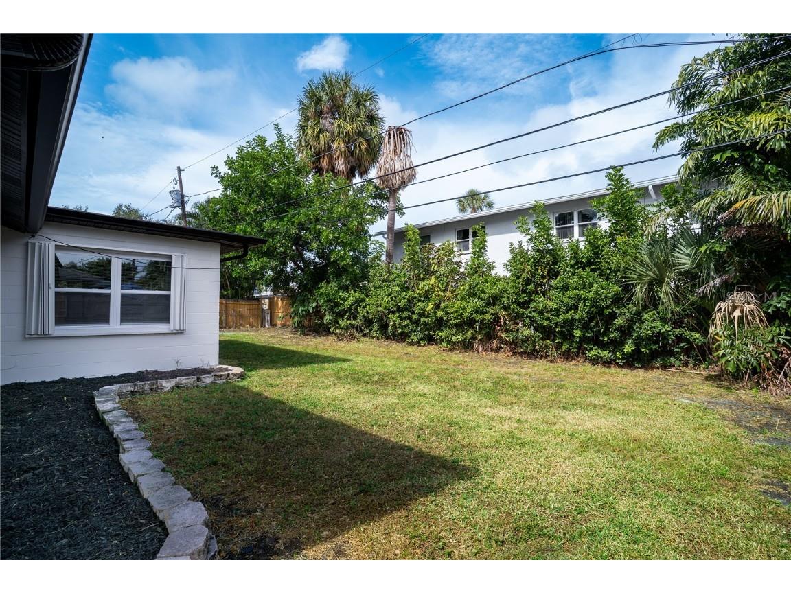 6923 16th Avenue N Saint Petersburg FL 33710 TB8446568 image35