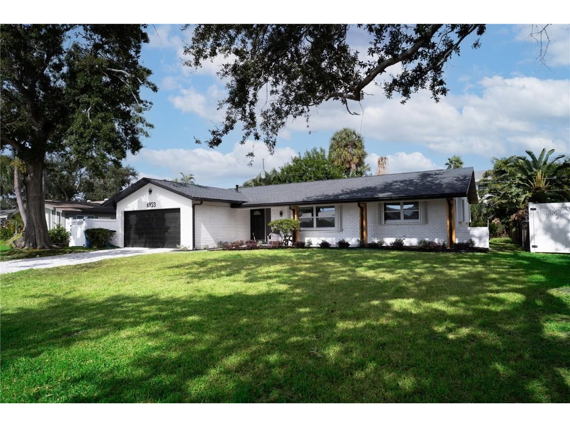 6923 16th Avenue N Saint Petersburg FL 33710 TB8446568 image42