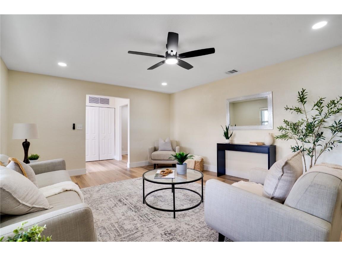 6923 16th Avenue N Saint Petersburg FL 33710 TB8446568 image5