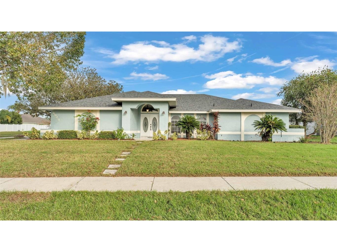 6923 Ashbury Drive Lakeland FL 33809 L4948935 image1
