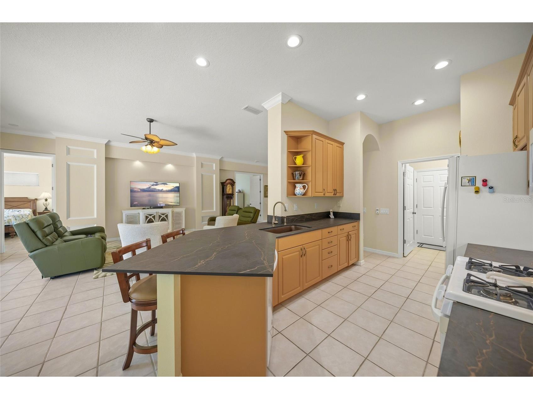 6923 Lennox Place University Park FL 34201 A4690839 image10