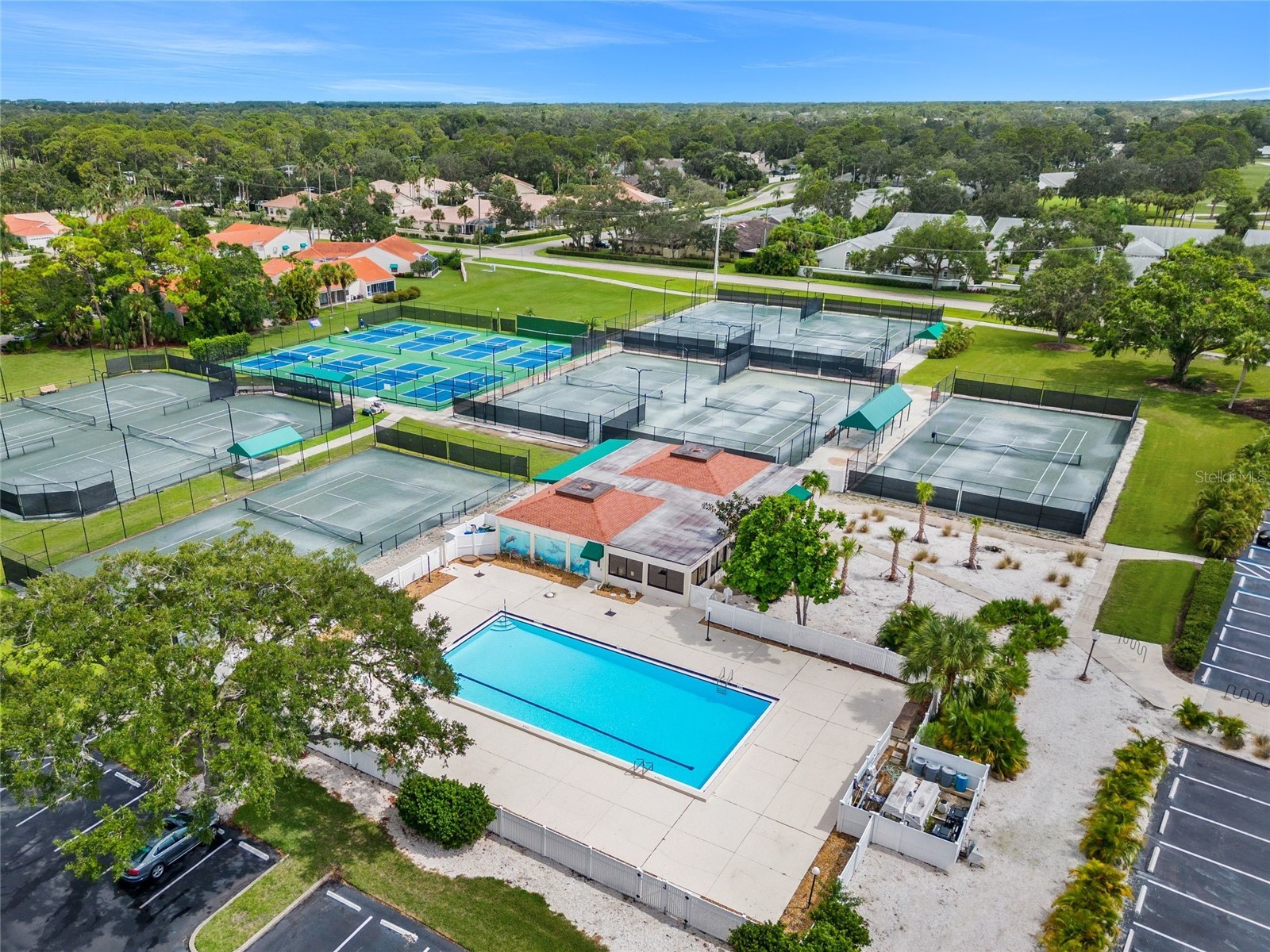 6923 Lennox Place University Park FL 34201 A4690839 image42
