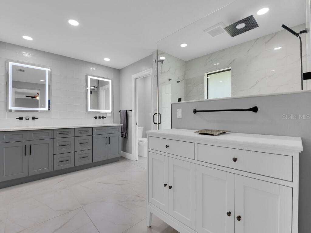 6923 Old Whiskey Creek Drive Fort Myers FL 33919 - CALOOSAHATCHEE RIVER C7514413 image17