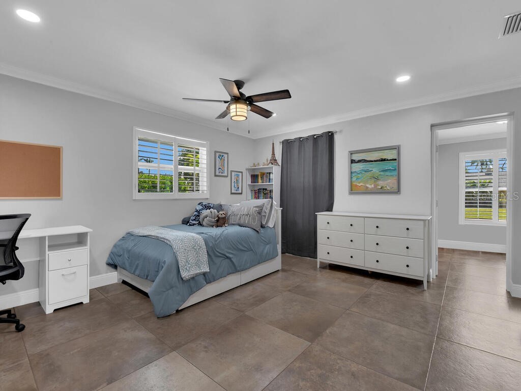 6923 Old Whiskey Creek Drive Fort Myers FL 33919 - CALOOSAHATCHEE RIVER C7514413 image21