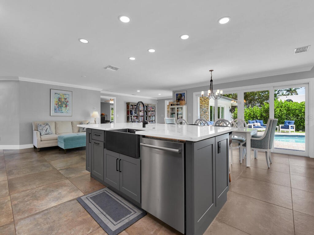 6923 Old Whiskey Creek Drive Fort Myers FL 33919 - CALOOSAHATCHEE RIVER C7514413 image9