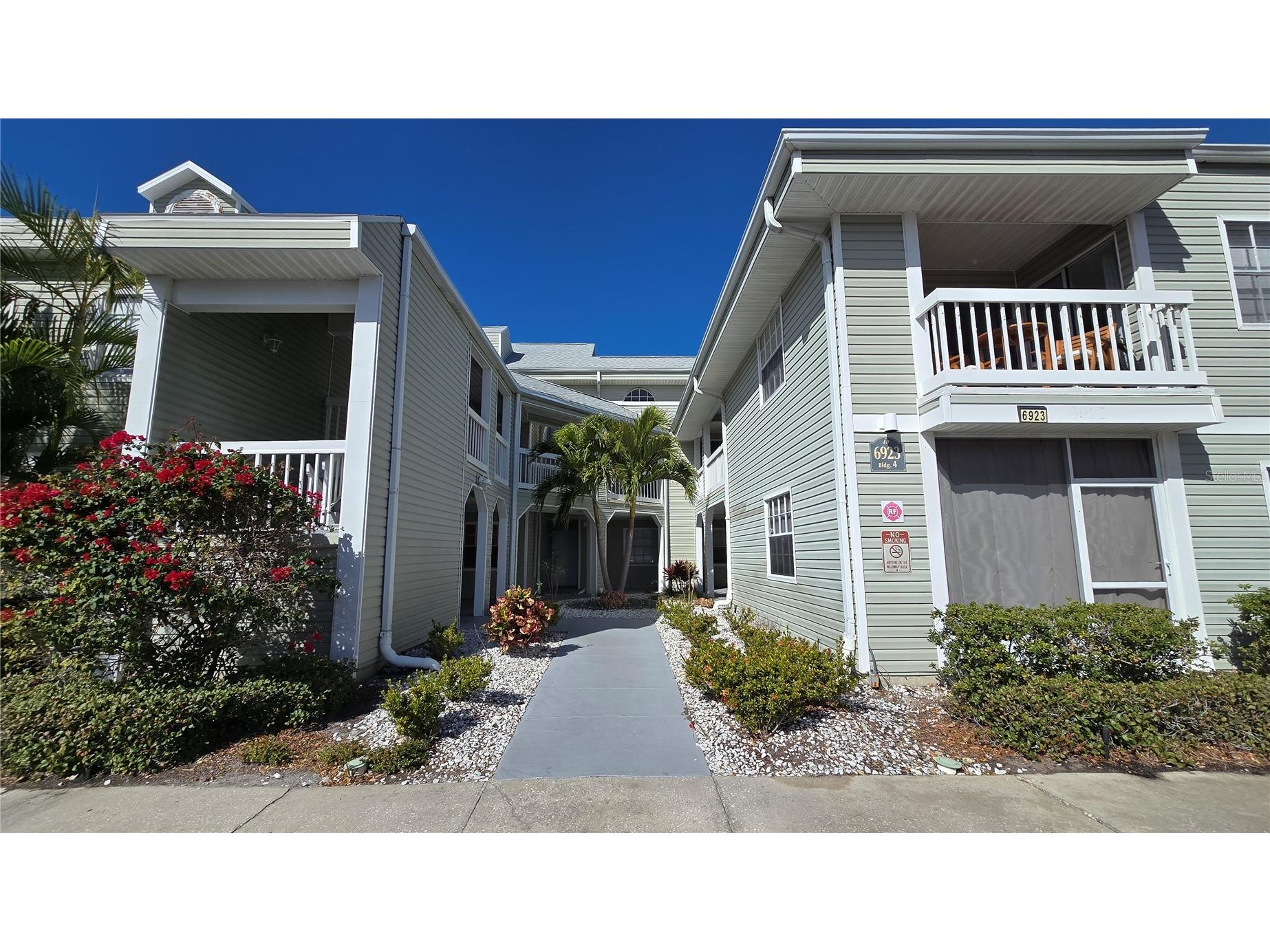 6923 Stones Throw Cir N #4203 Saint Petersburg FL 33710 TB8468028 image2