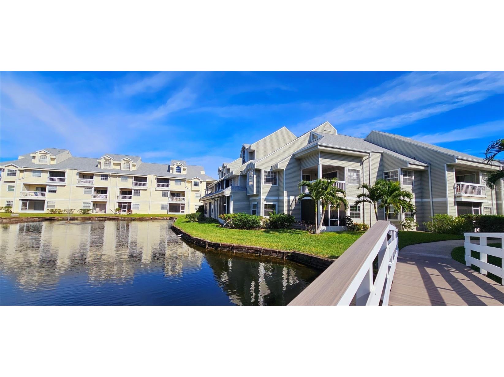 6923 Stones Throw Circle N #4202 Saint Petersburg FL 33710 U8222473 image1