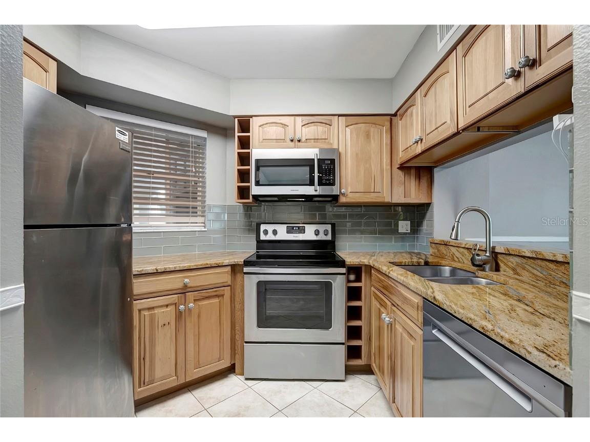 6923 Stonesthrow Circle N #4105 Saint Petersburg FL 33710 TB8330335 image6