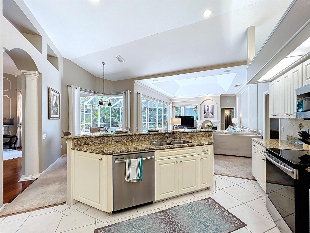 6924 Cumberland Terrace University Park FL 34201 A4650814 image19