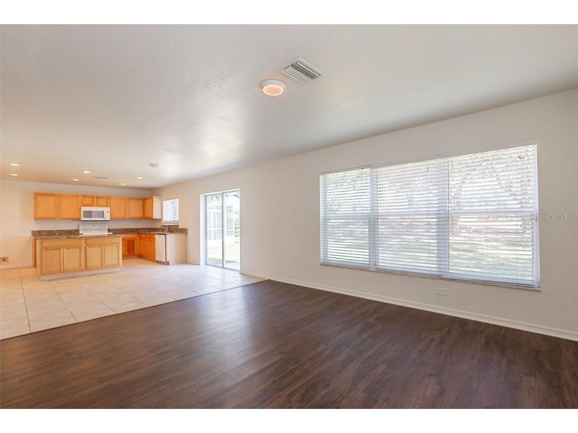 6924 Lake Eaglebrooke Drive Lakeland FL 33813 O6343002 image3