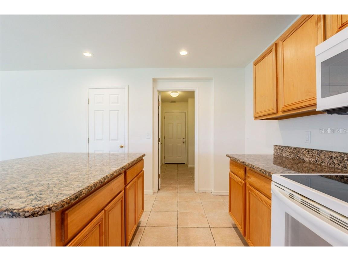 6924 Lake Eaglebrooke Drive Lakeland FL 33813 O6343002 image8