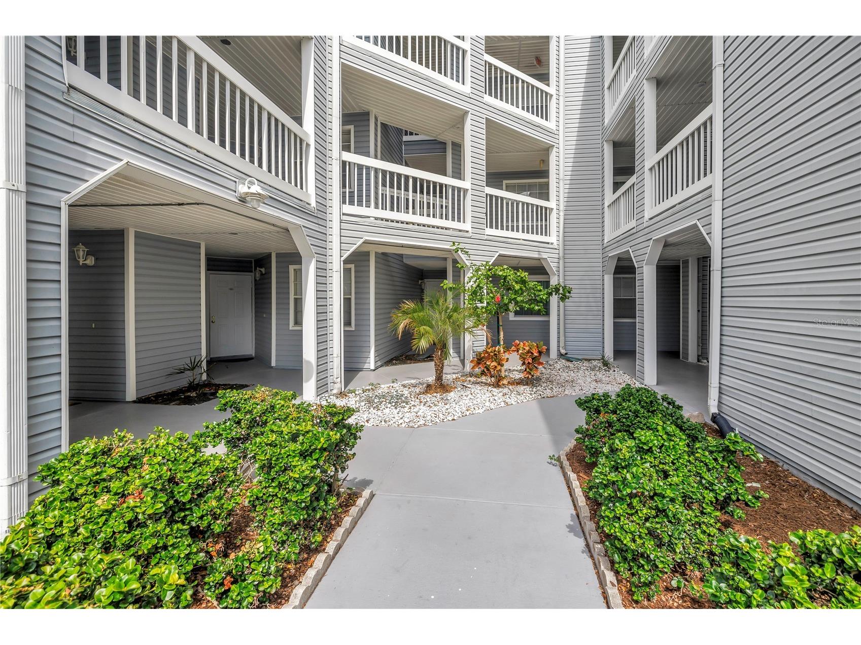 6924 Stones Throw Circle N #8103 Saint Petersburg FL 33710 TB8524194 image30