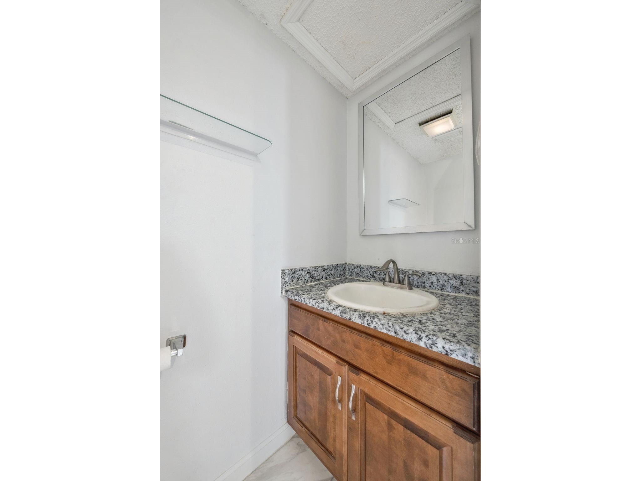 6924 Woodlake #104 Orlando FL 32810 O6399669 image17