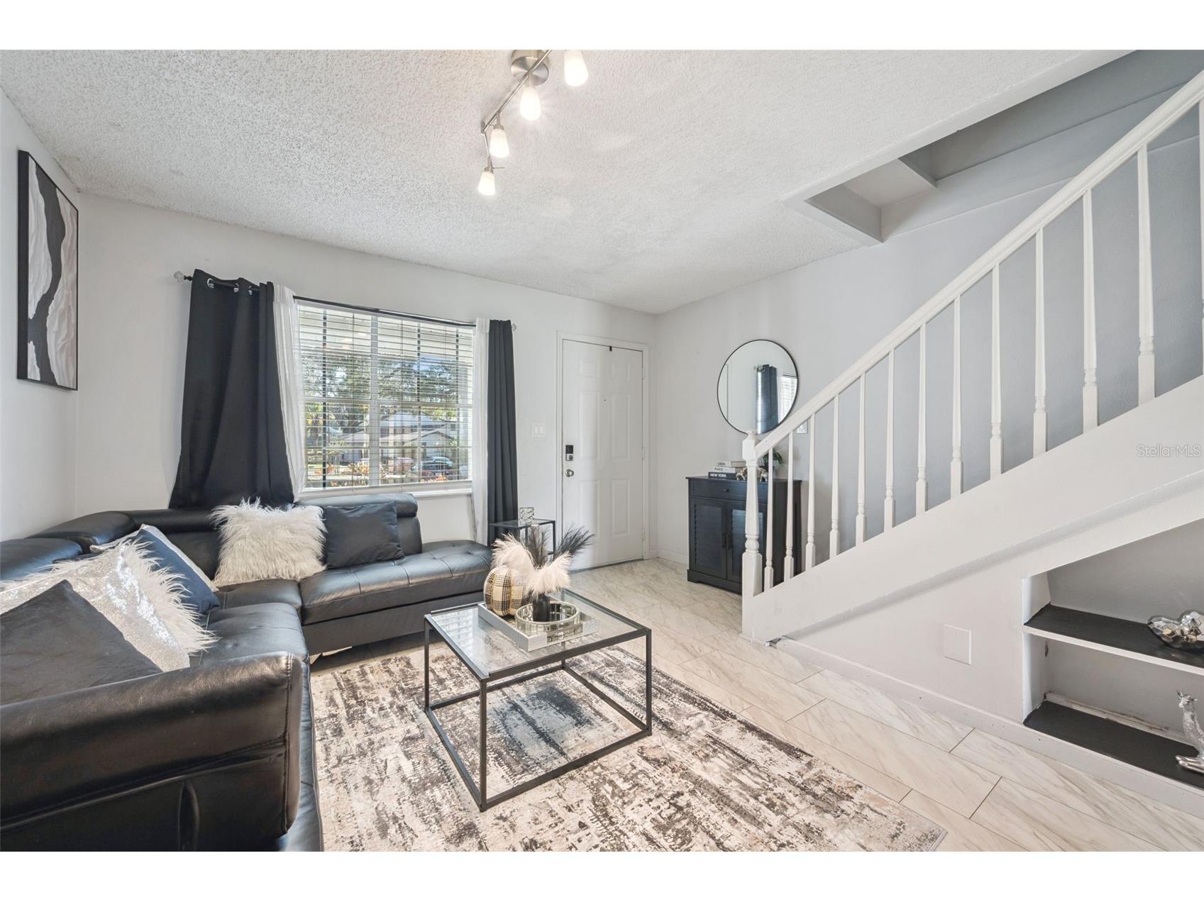 6924 Woodlake #104 Orlando FL 32810 O6399669 image3