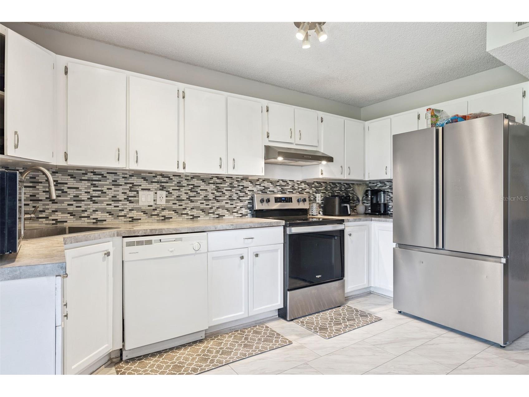 6924 Woodlake #104 Orlando FL 32810 O6399669 image6