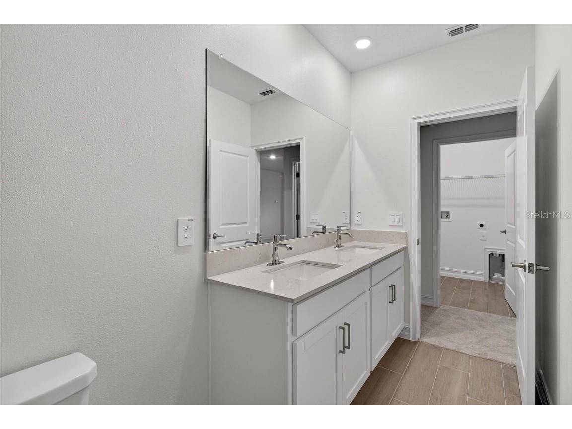 6925 E 116th Court #MAIN HOME ONLY Palmetto FL 34221 TB8452876 image41