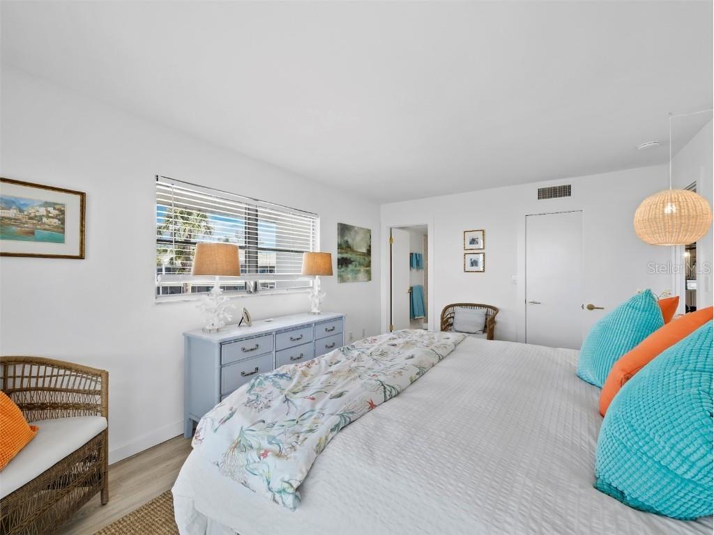 6925 Gulf Of Mexico Drive #24 Longboat Key FL 34228 - GULF OF MEXICO A4658776 image17