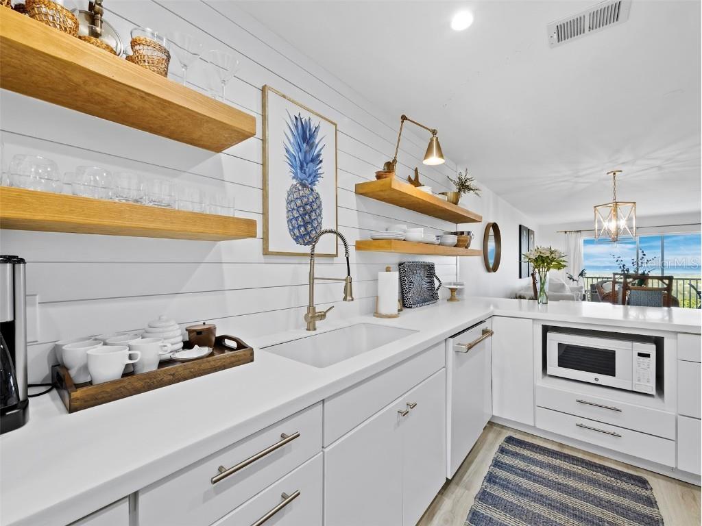 6925 Gulf Of Mexico Drive #24 Longboat Key FL 34228 - GULF OF MEXICO A4658776 image21