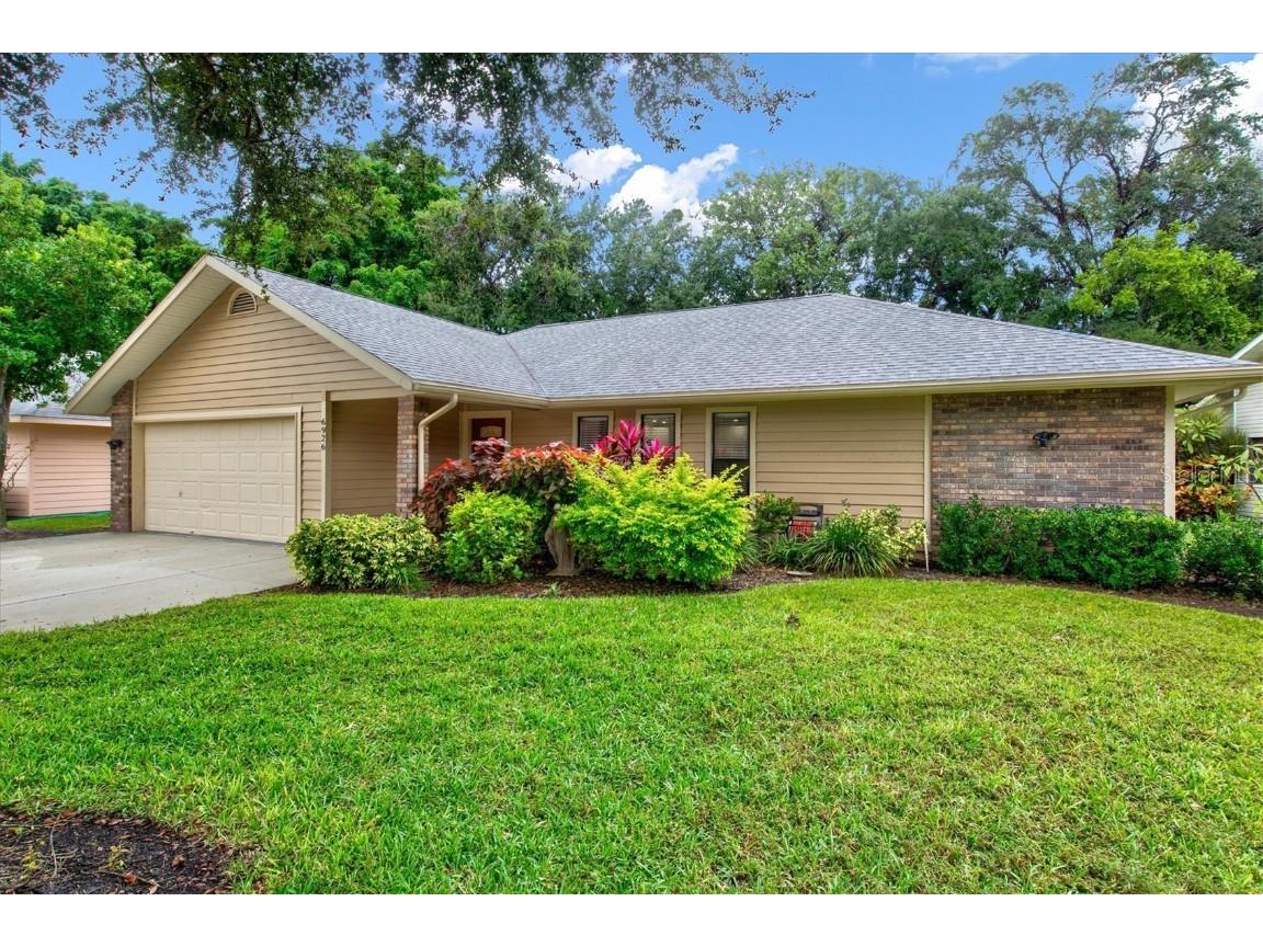 6926 Arbor Oaks Circle Bradenton FL 34209 A4517592 image1