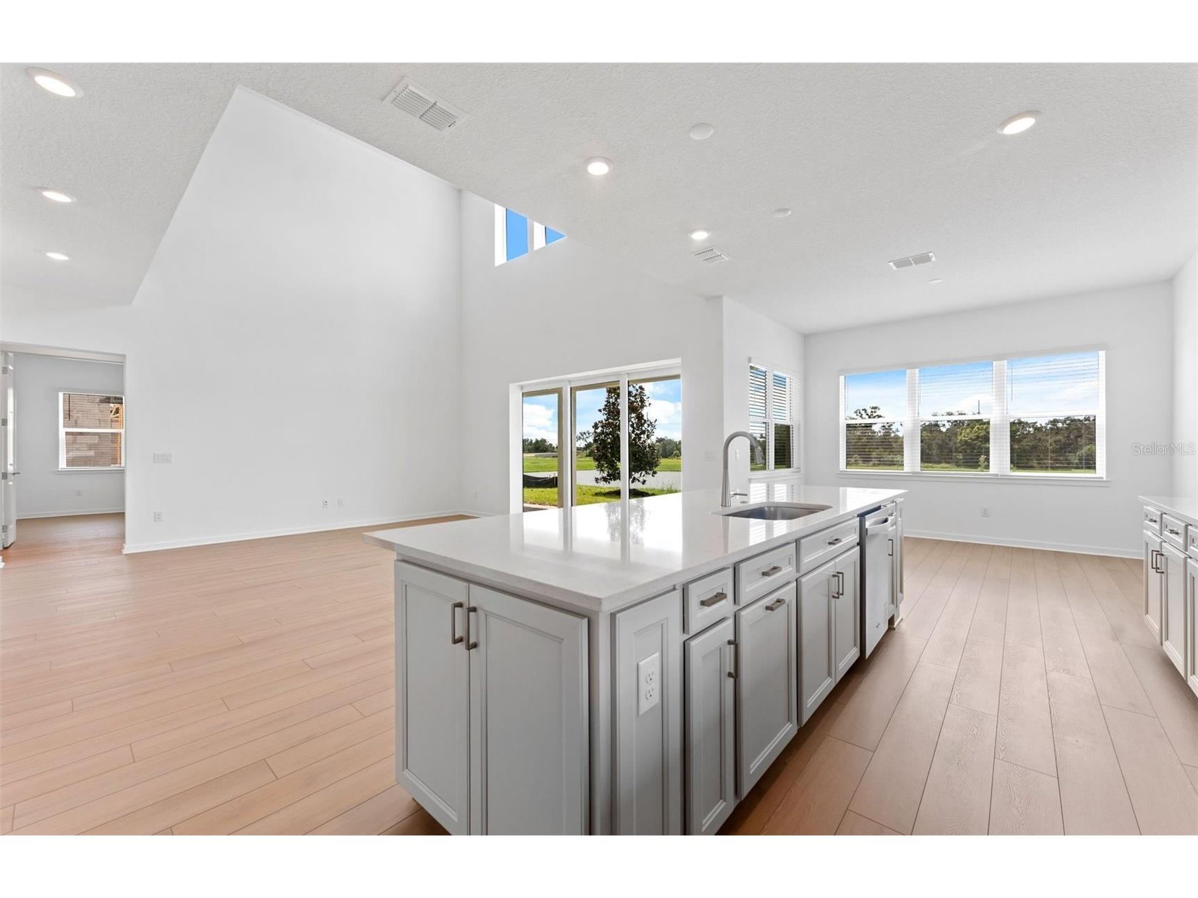 6926 Gilly Shadow Street Wesley Chapel FL 33545 TB8469535 image6