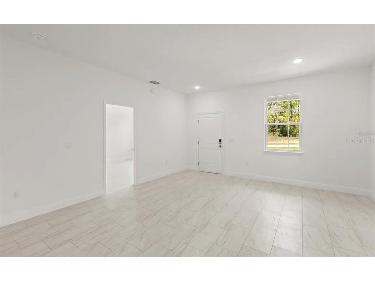 6926 N Elkcam Boulevard Citrus Springs FL 34433 O6353134 image4