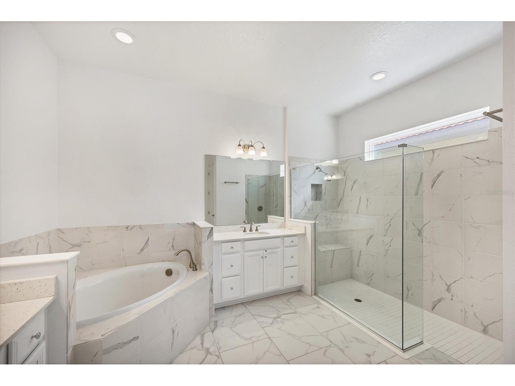 6927 Indus Valley Circle Parrish FL 34219 A4683548 image28