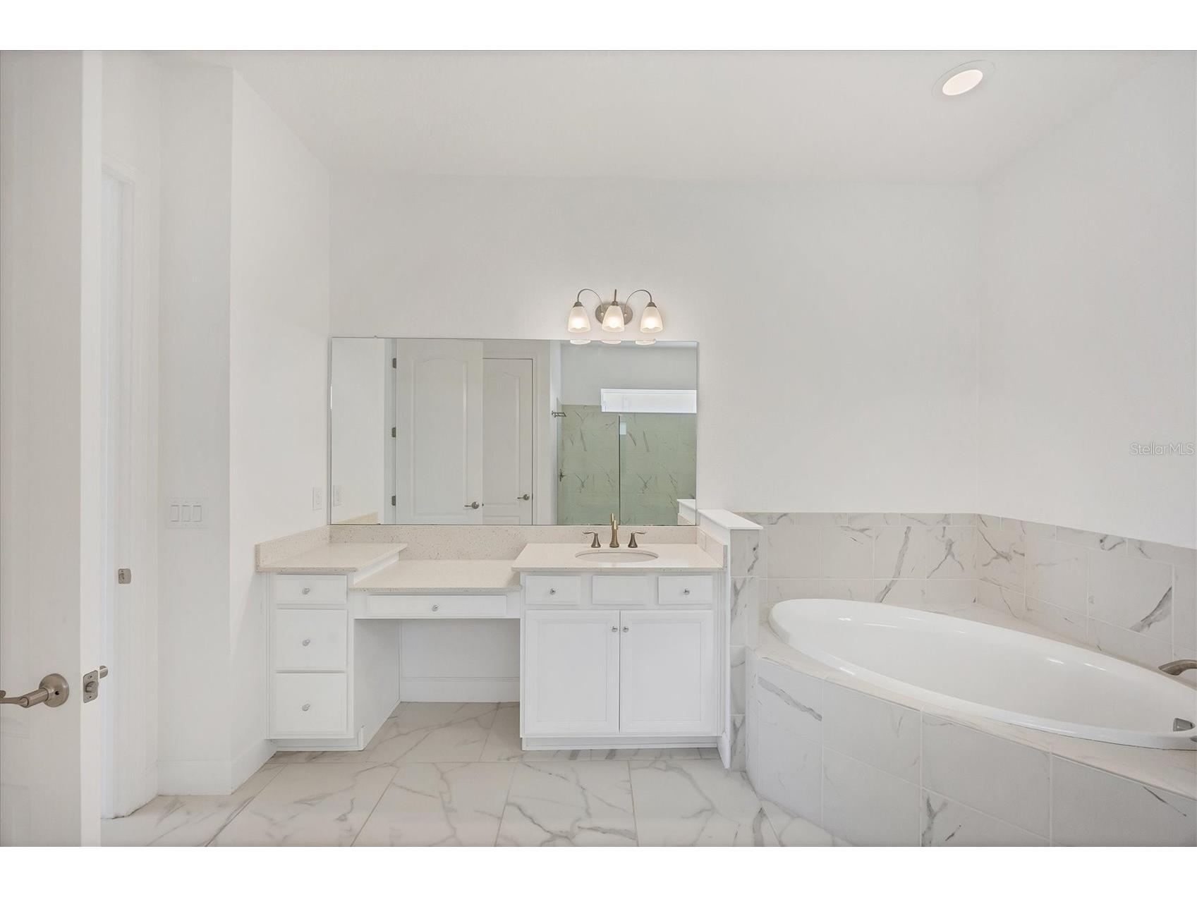 6927 Indus Valley Circle Parrish FL 34219 A4683548 image30