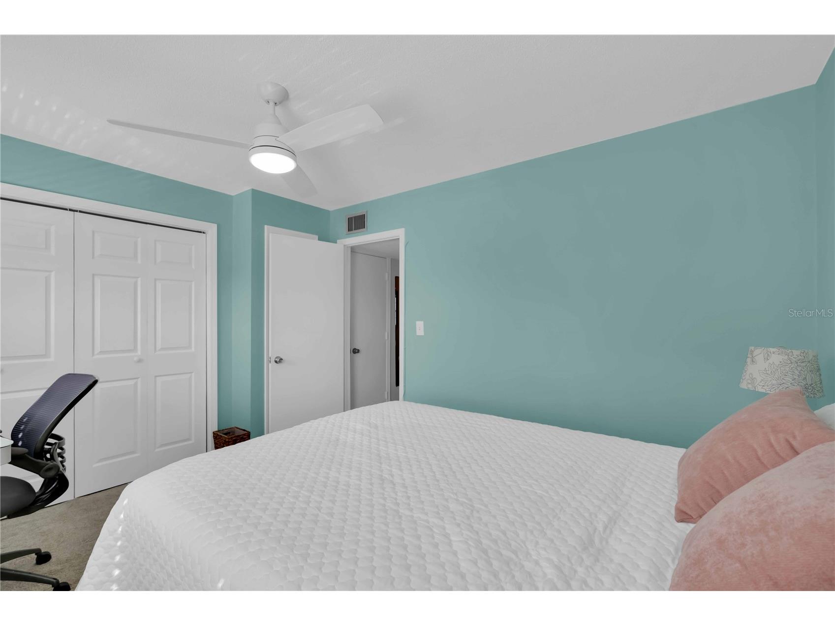 6927 Place De La Paix #6927 Saint Petersburg FL 33707 TB8484534 image21