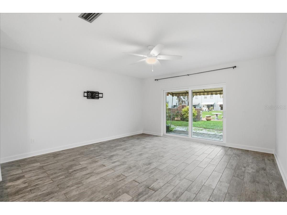 6927 Place De La Paix #6927 Saint Petersburg FL 33707 TB8484534 image26