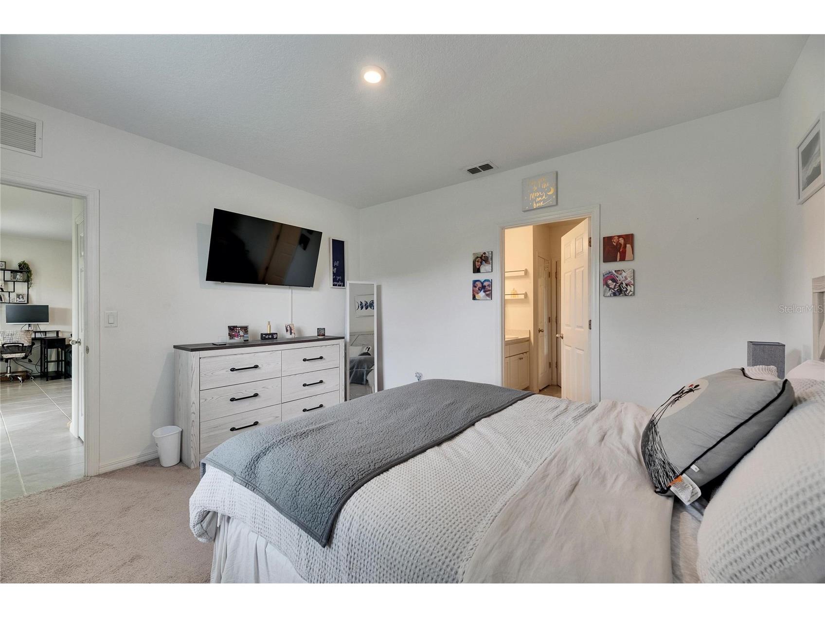 6927 Shelby Lynn Way Zephyrhills FL 33542 TB8474660 image33