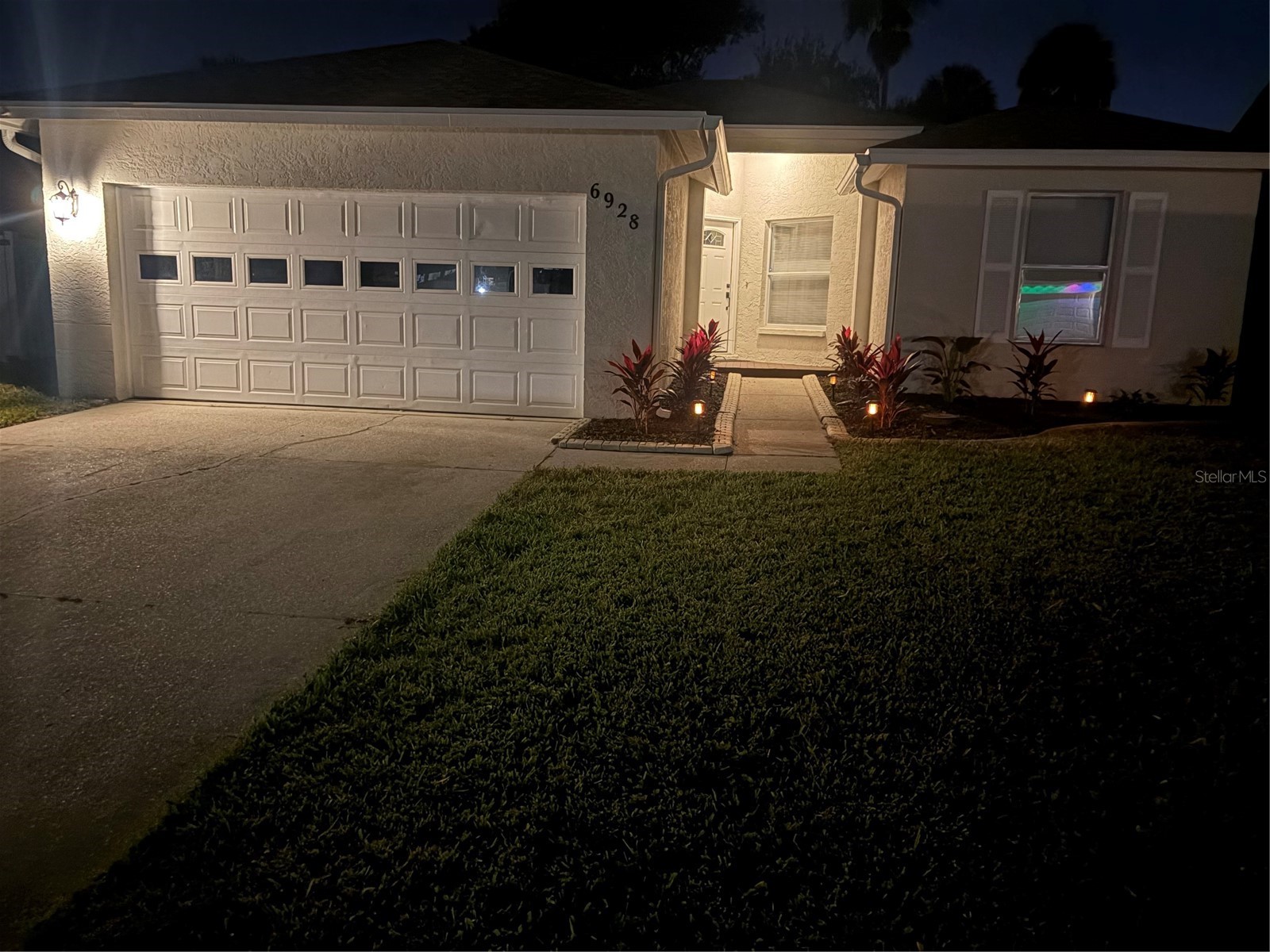 6928 43rd Court E Sarasota FL 34243 A4676085 image2